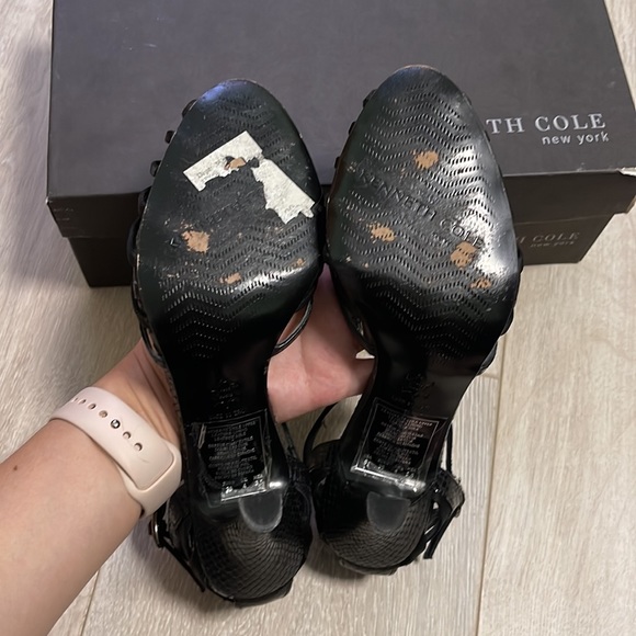 Kenneth Cole New York Dinner Party strappy heels*